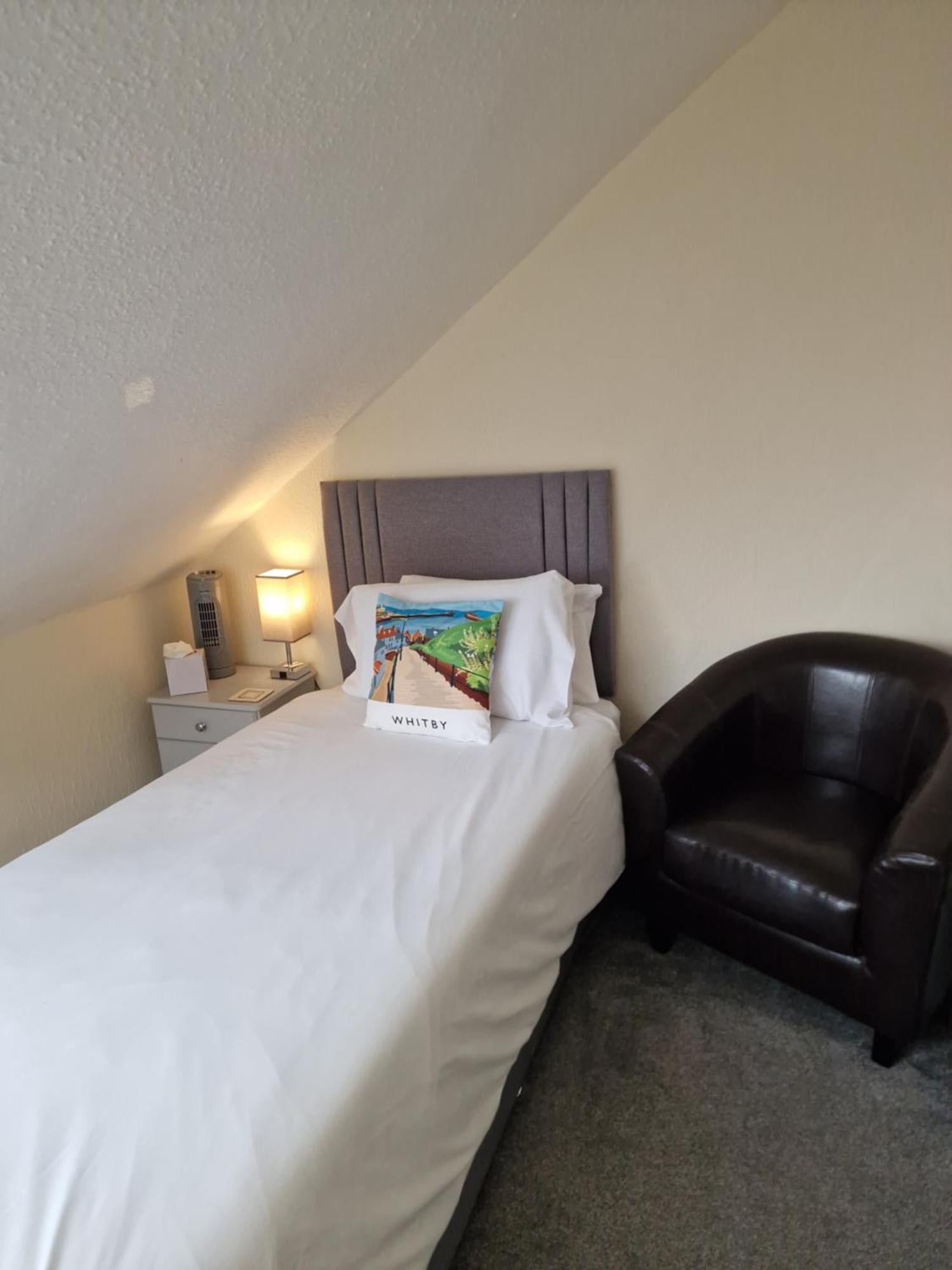 Hotel The Europa Whitby Camera foto