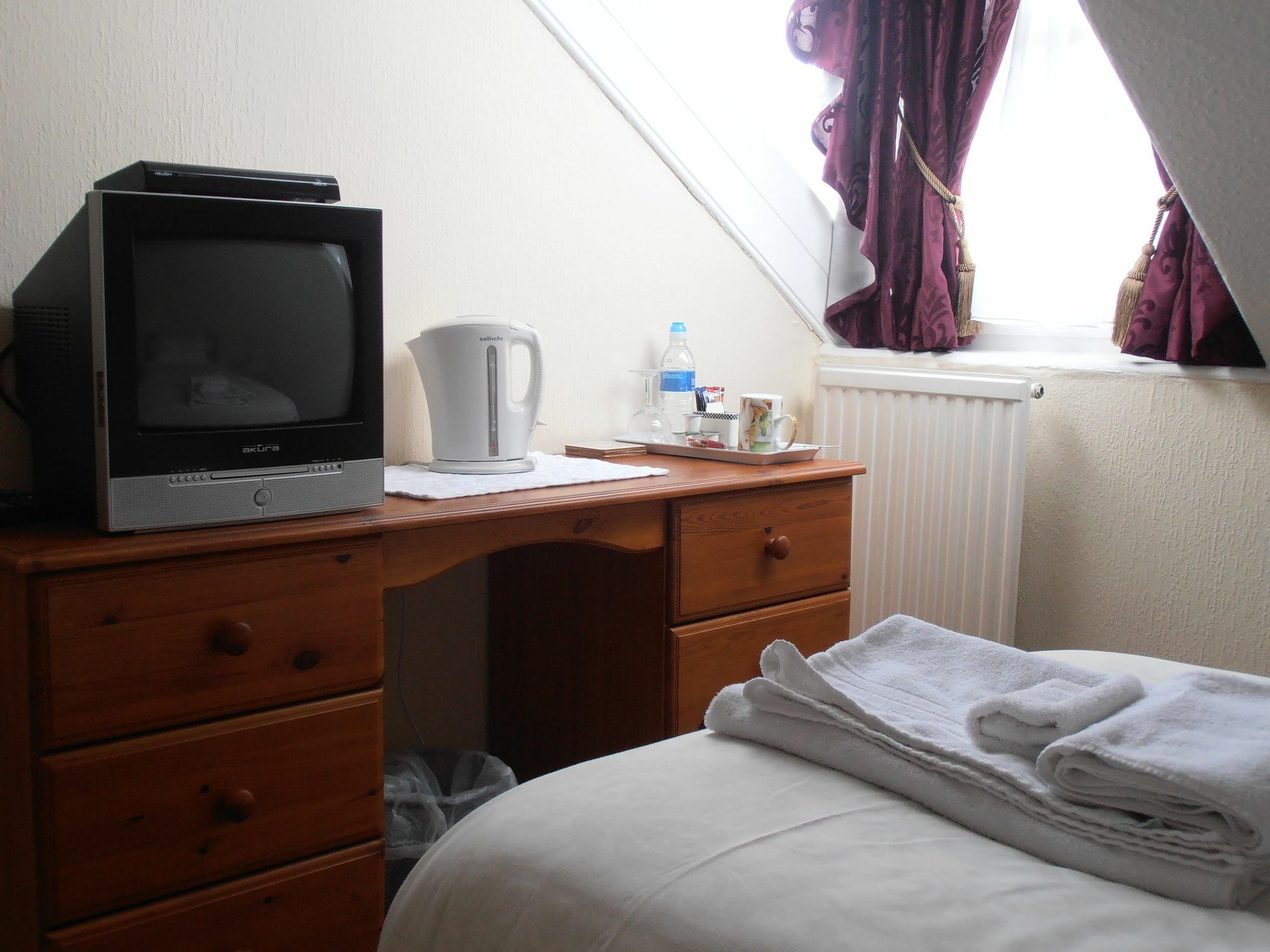 Hotel The Europa Whitby Esterno foto